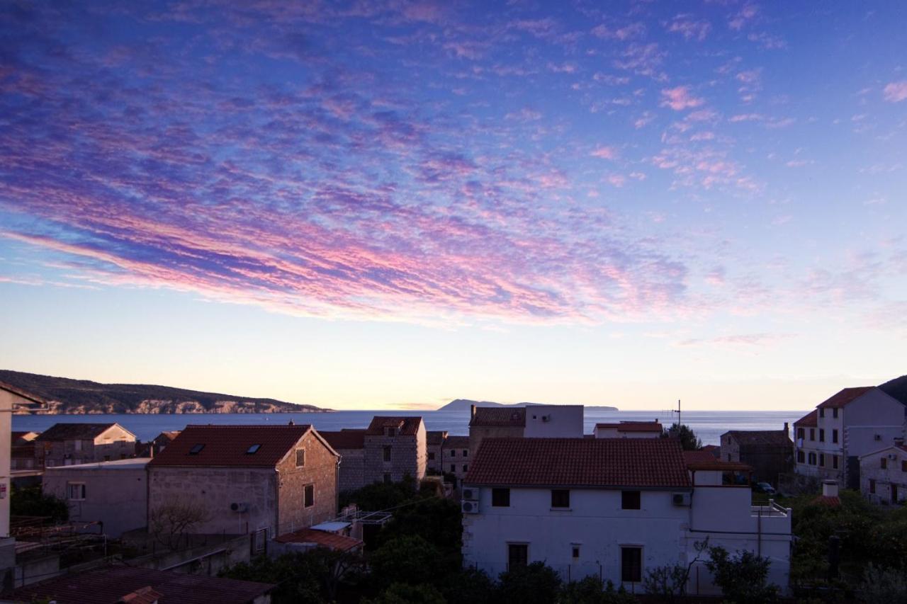 Villa Kamenica Komiža Quarto foto