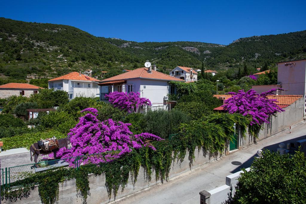Villa Kamenica Komiža Quarto foto