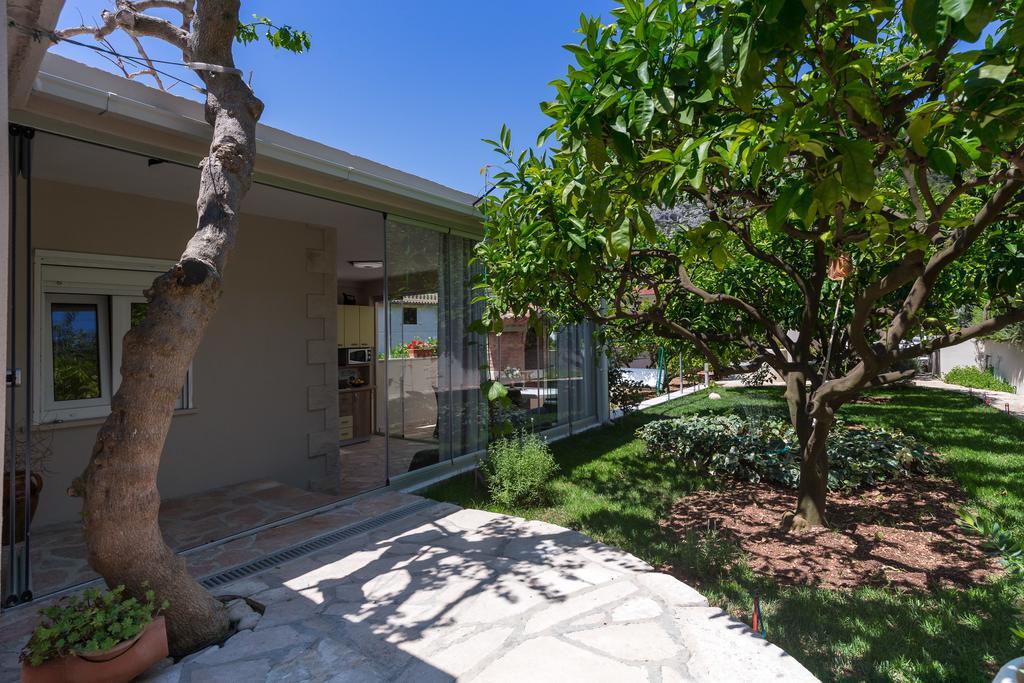 Villa Kamenica Komiža Exterior foto