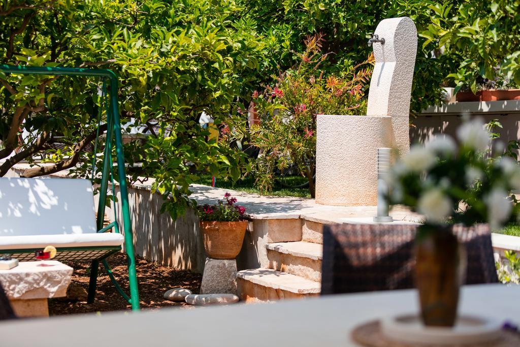 Villa Kamenica Komiža Exterior foto