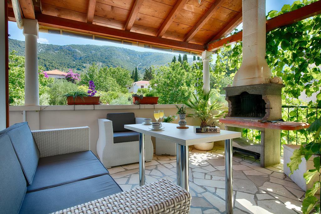 Villa Kamenica Komiža Exterior foto